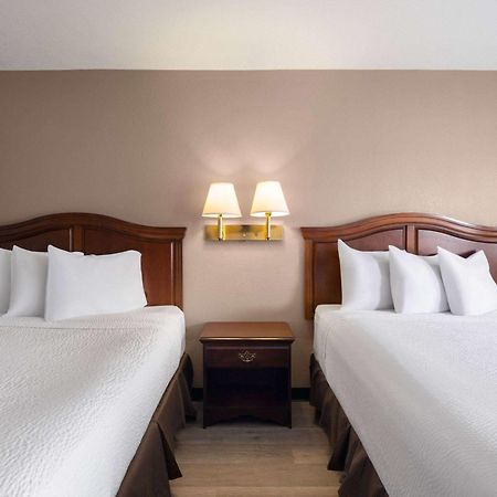 ทูซอน เอแซด ทราเวลลอดจ์ Hotel Cortaro ภายนอก รูปภาพ