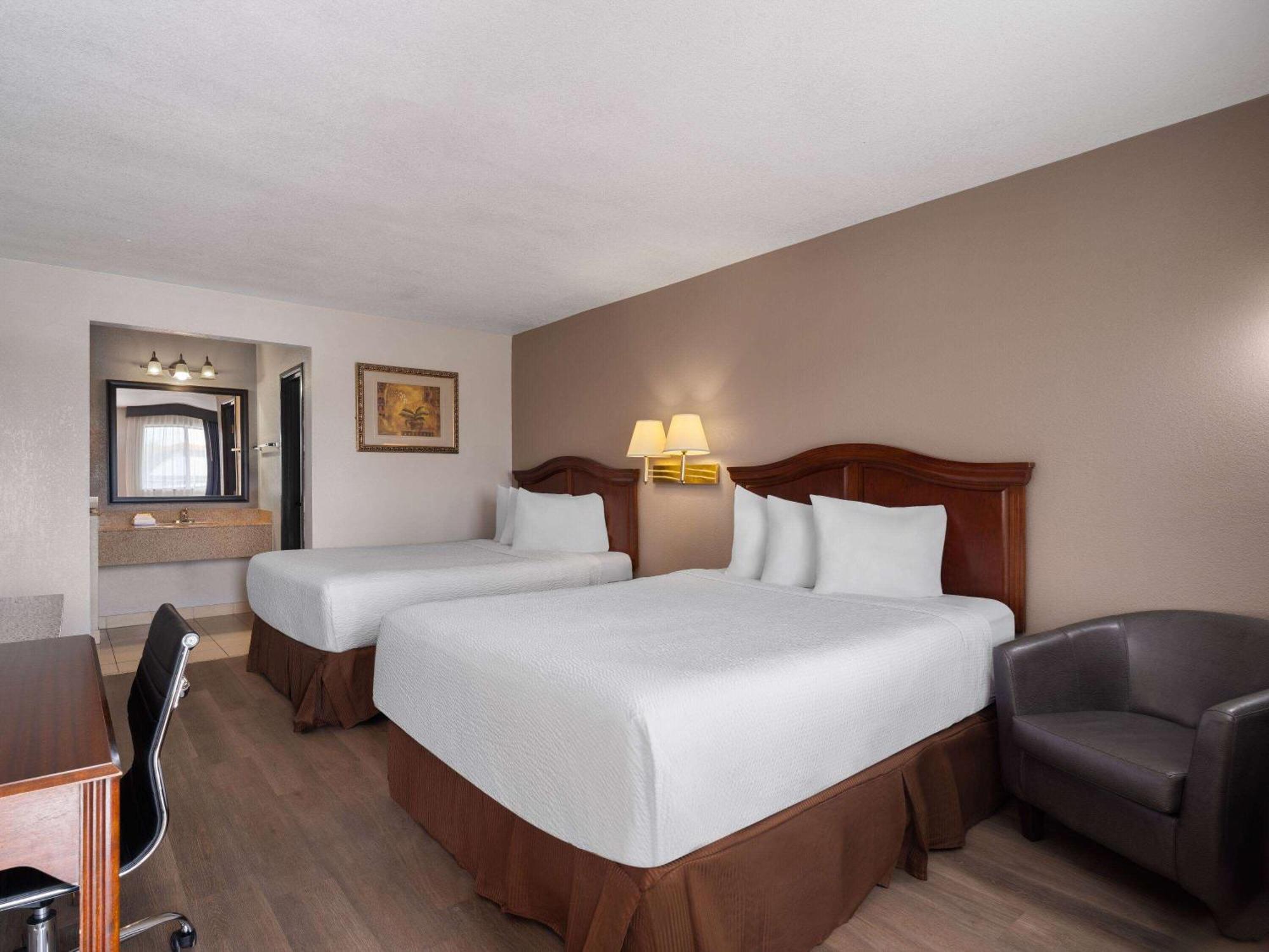 ทูซอน เอแซด ทราเวลลอดจ์ Hotel Cortaro ภายนอก รูปภาพ