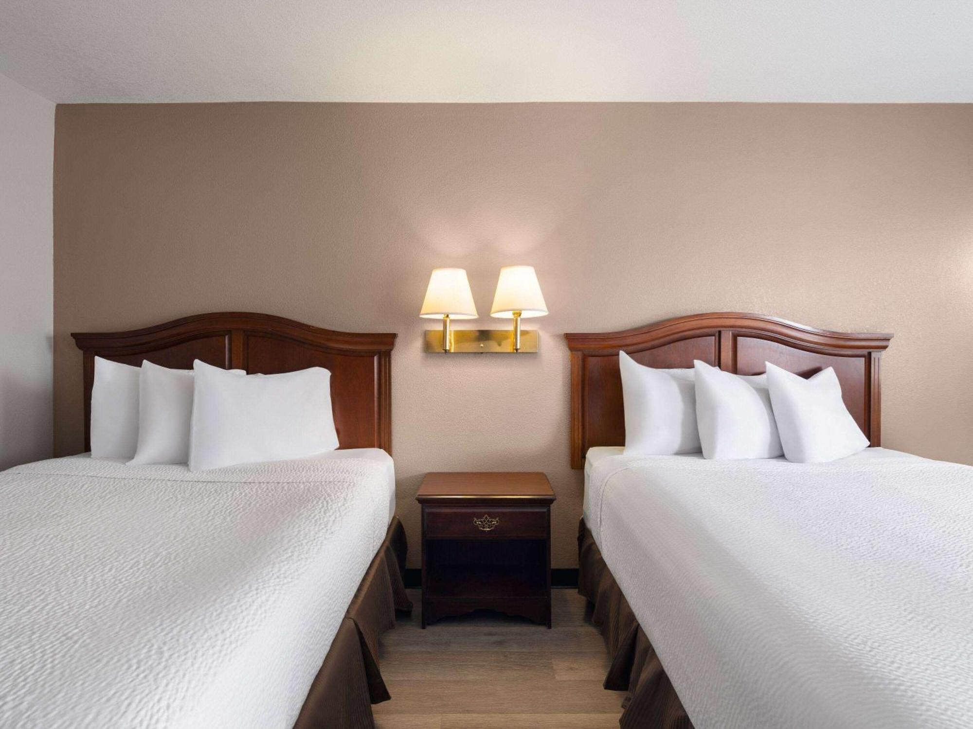 ทูซอน เอแซด ทราเวลลอดจ์ Hotel Cortaro ภายนอก รูปภาพ
