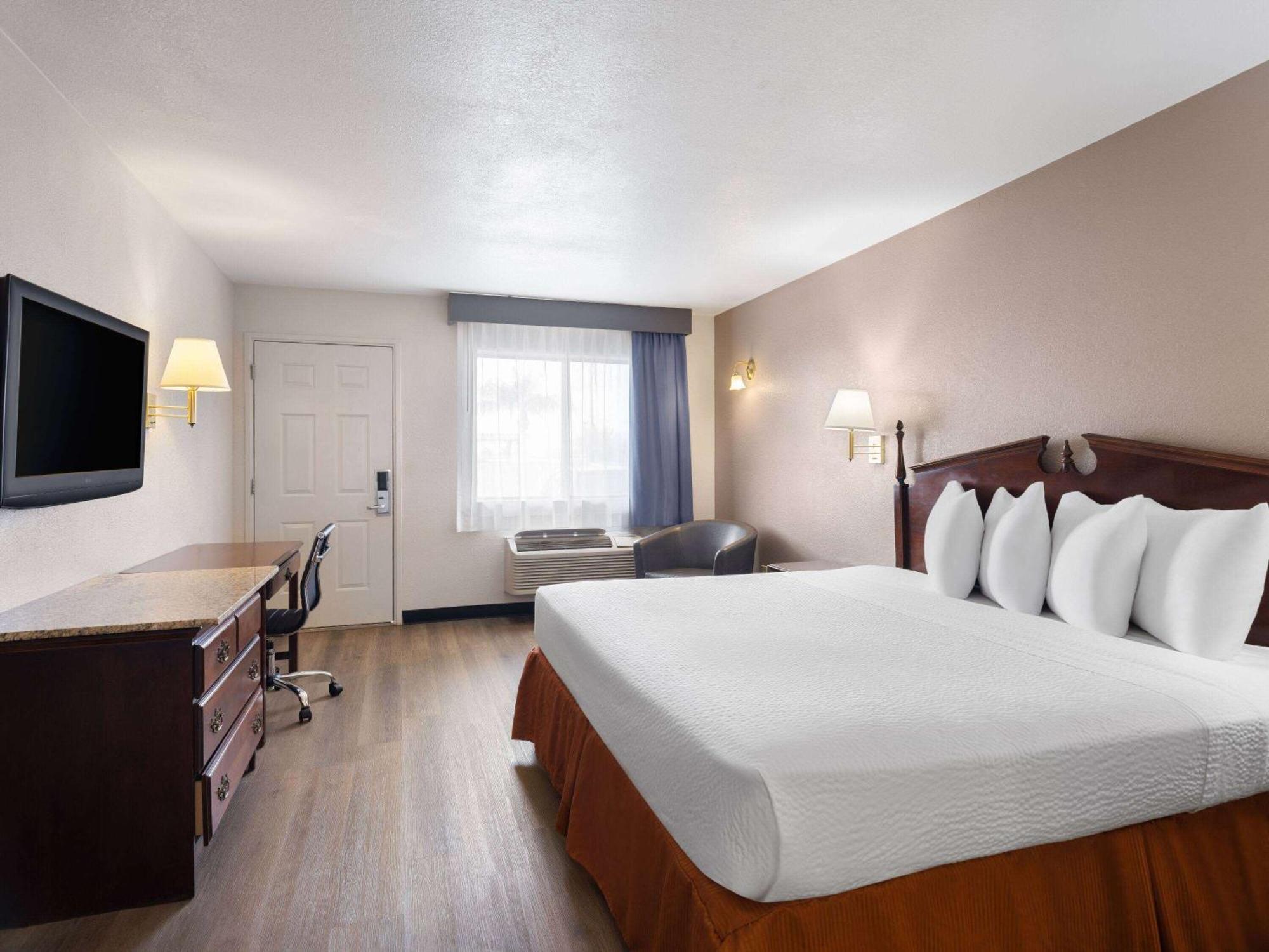 ทูซอน เอแซด ทราเวลลอดจ์ Hotel Cortaro ภายนอก รูปภาพ